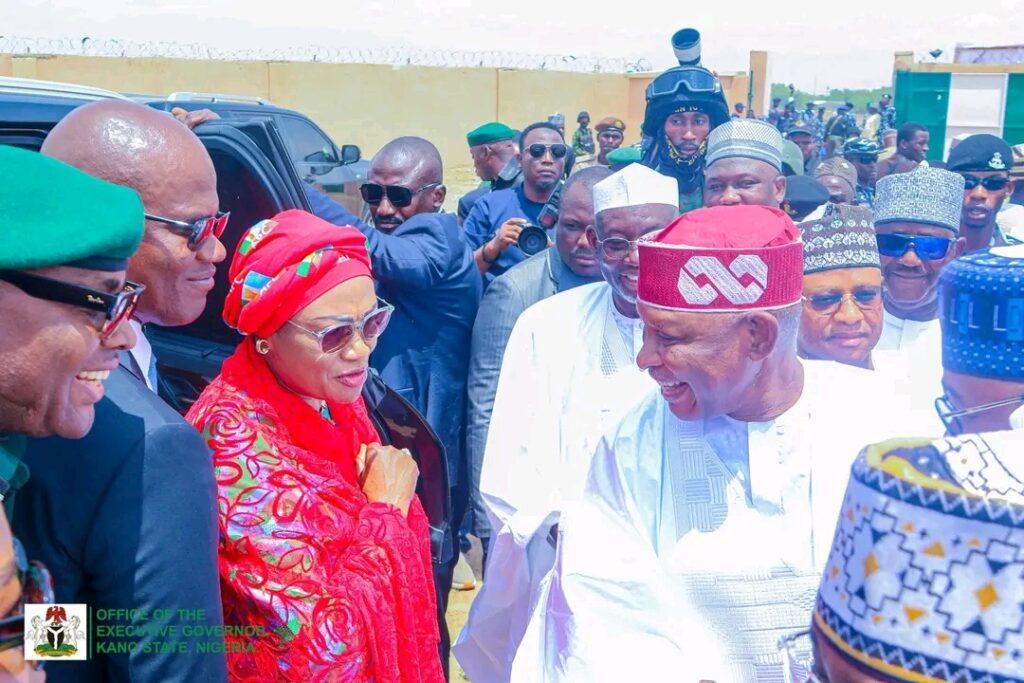 Governor Yusuf greets First Lady Oluremi Tinubu at 66 1790010043574