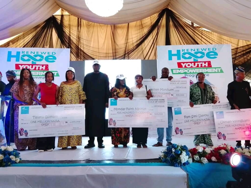 Beneficiaries of theEmpowerment Grant under the Renewed Hope initiative
