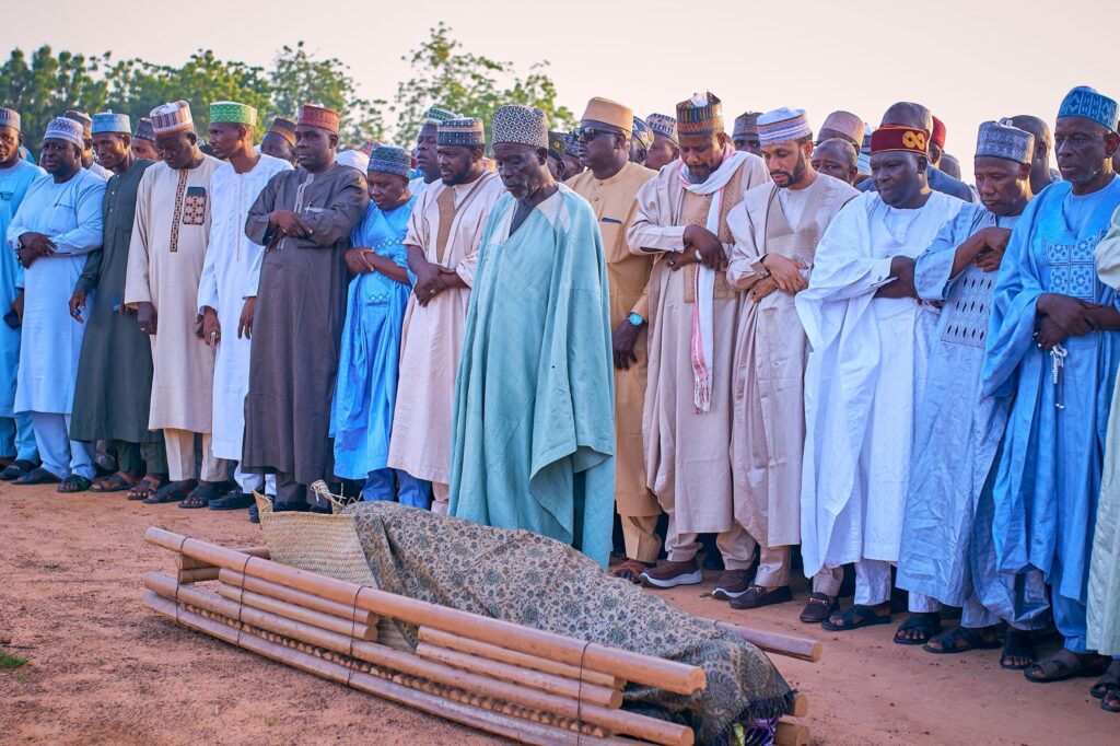 Kano gov delegation attends funeral of Tsanyawa APC chieftain IMG 20260904 WA0024