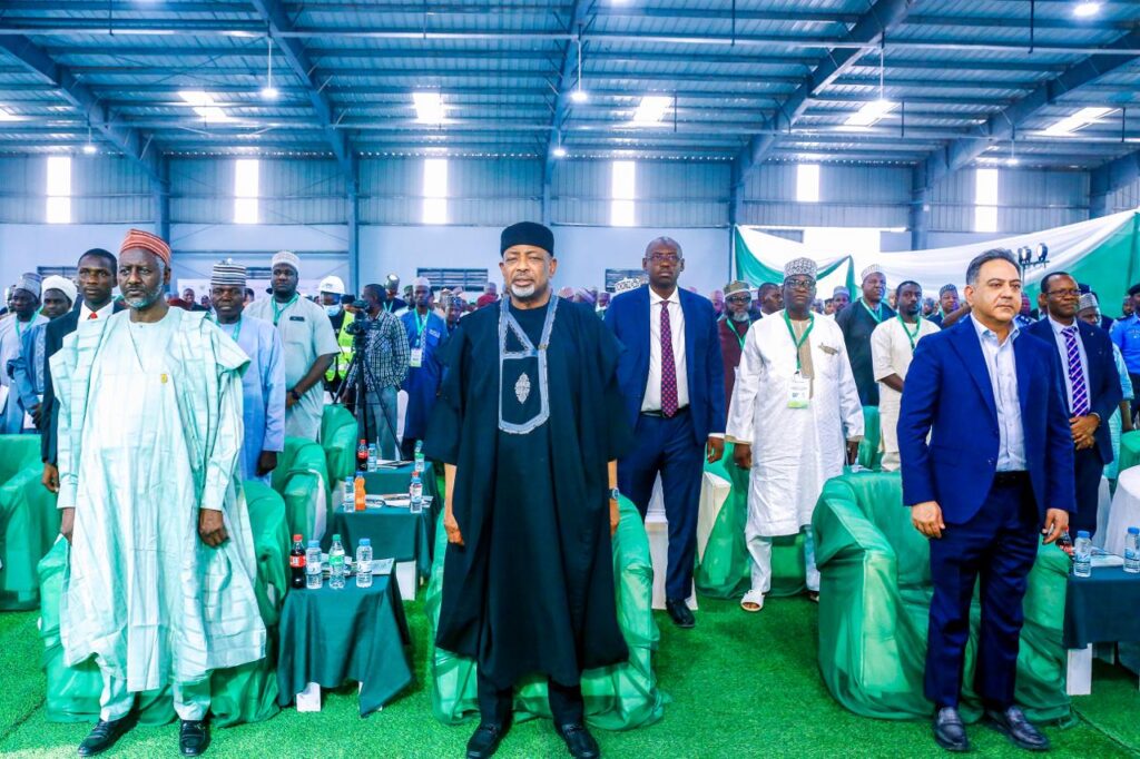 Minister of Agriculture and Food Security, Senator Abubakar Kyari and Kano StateChief of Staff, Dr. Suleiman Wali Sani