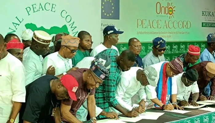 Ondo governorship election: PDP, APC, LP,15 others sign peace accord Parties members while signing the peace accord