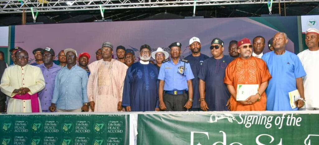 Stakeholders at the signing of the Peace Accord