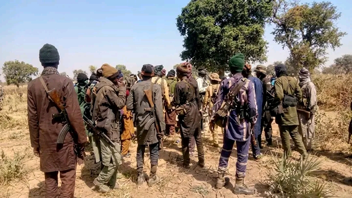 Troops foil Lakurawa, bandit attacks in Sokoto, rescue two kidnapped farmers. Troops of Operation Fansan Yamma